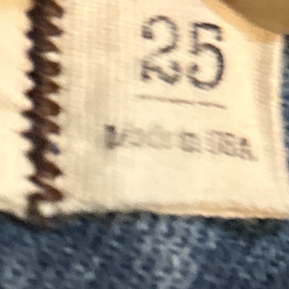 Elizabeth And James Textile Stewart Low Rise Split Hem Jeans - Picture 12 of 16